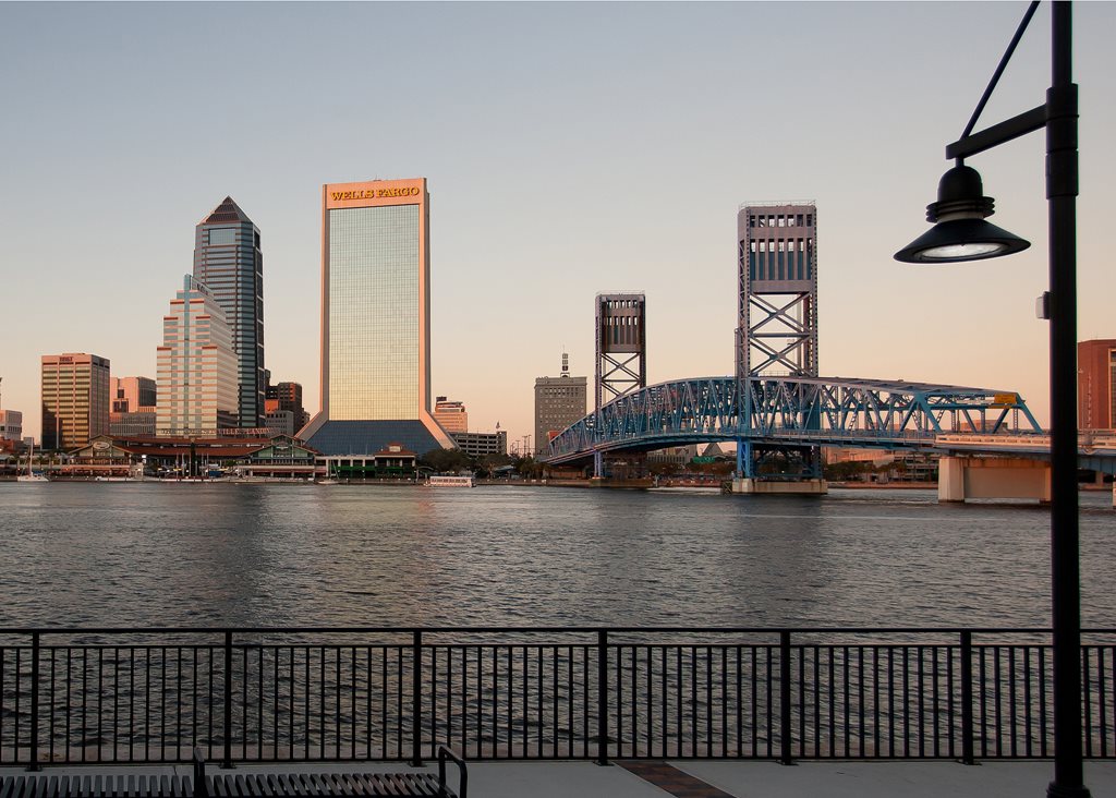 A view of Jacksonville's Downtown skyline from Friendship Park on the Southbank of the St. Johns River