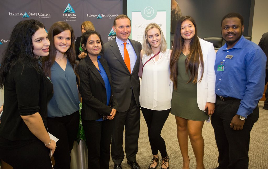 Mayor Lenny Curry with student representatives of FSCJ's Student Government Association