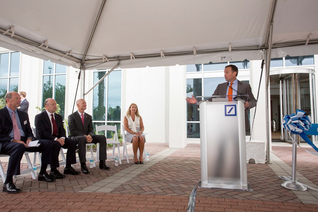 Mayor Curry speaking at the Deutsche Bank ribbon cutting on Aug. 9, 2016