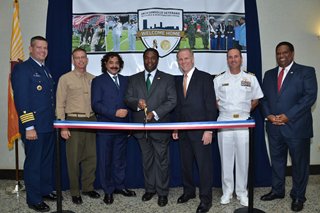 Cutting the ribbon on the new City of Jacksonville & Jacksonville Jaguars Veterans Resource and Reintegration Center, Nov. 15, 2013
