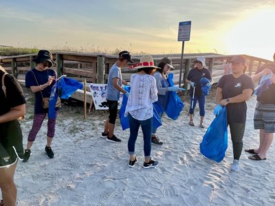 Volunteers cleaning up beach