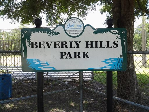 Beverly Hills Park & Lewis Cobb Community Center