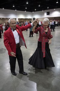 Seniors dancing at Holiday Festival